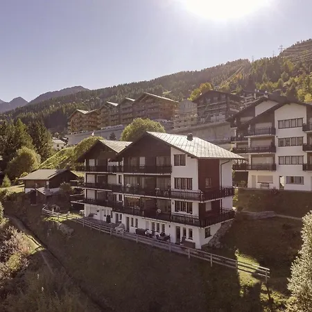 Arolles 711 * La Tzoumaz